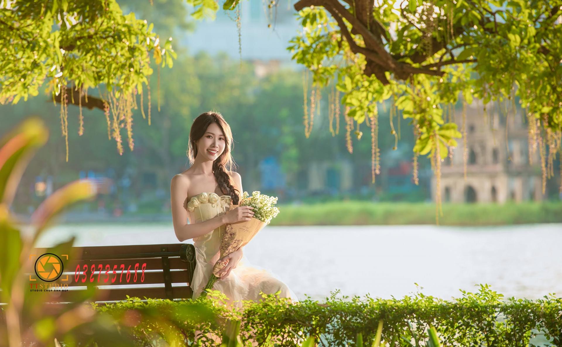 Bảng giá chụp ảnh ở Hồ Gươm