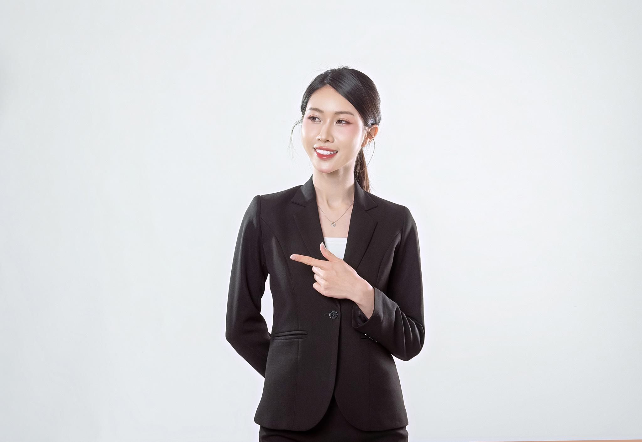 Stock Ảnh người mẫu quảng cáo background trắng