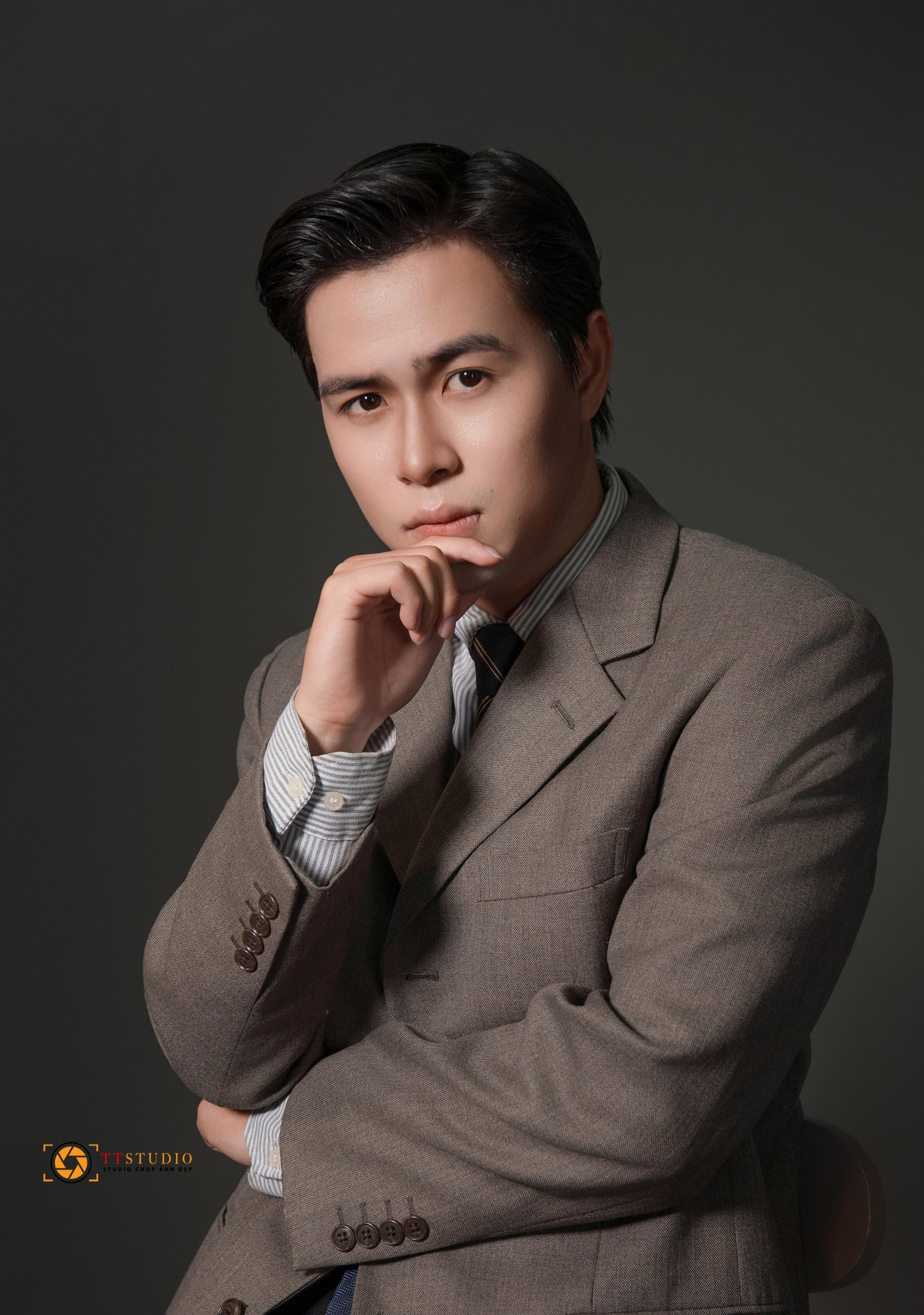 Ảnh chân dung nam