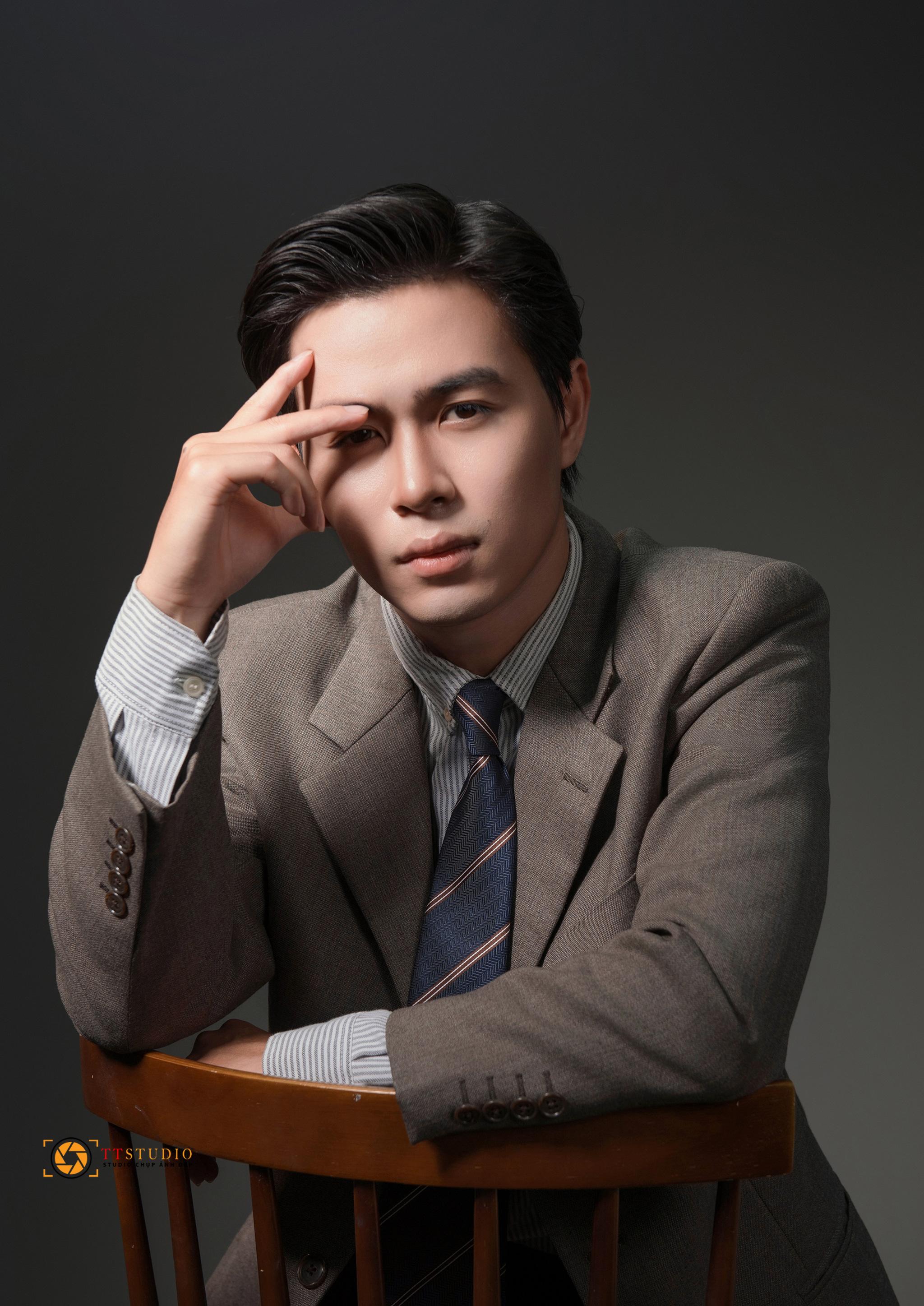 Ảnh chân dung nam