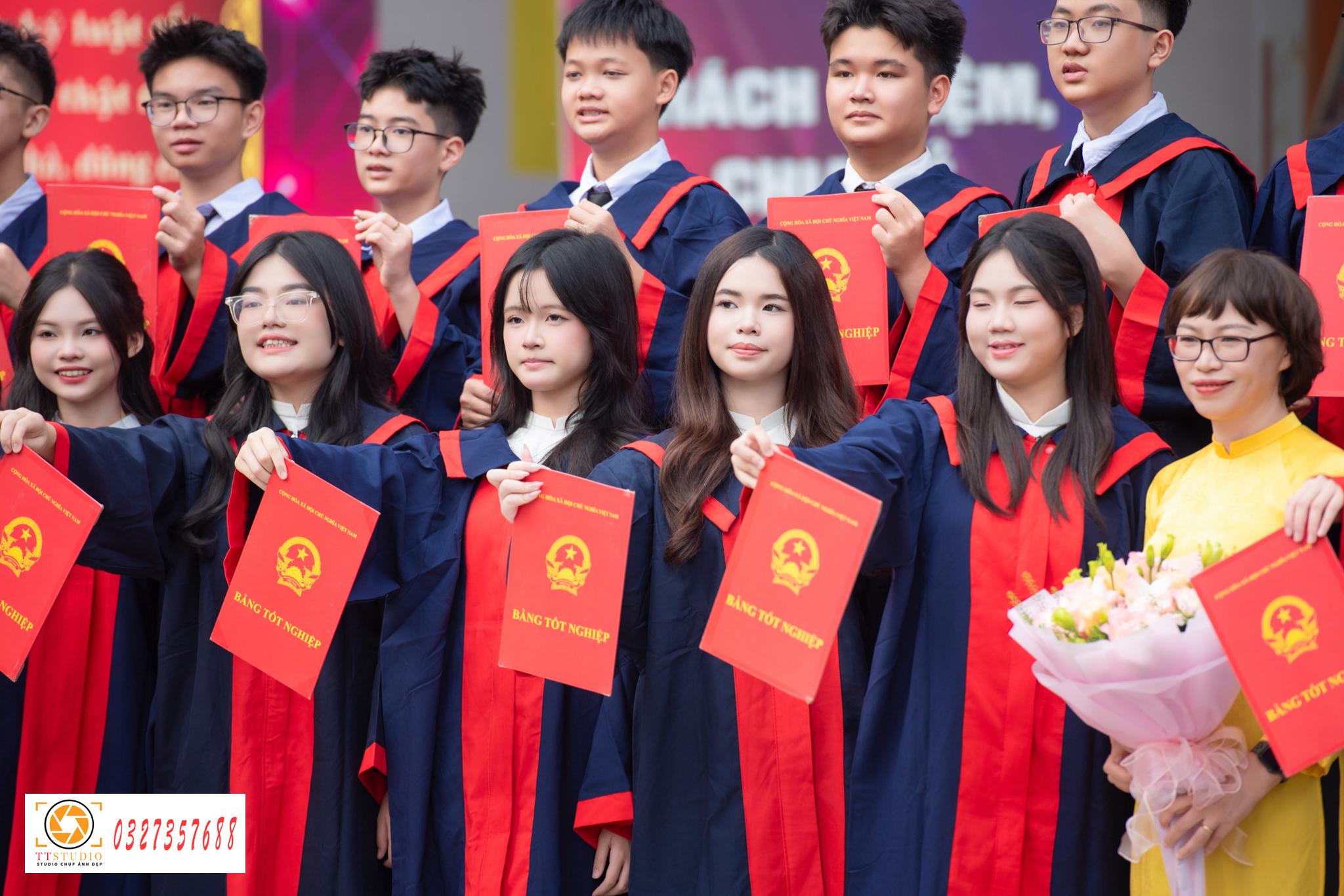 Ảnh kỷ yếu cá nhân đẹp Ảnh kỷ yếu cá nhân đẹp