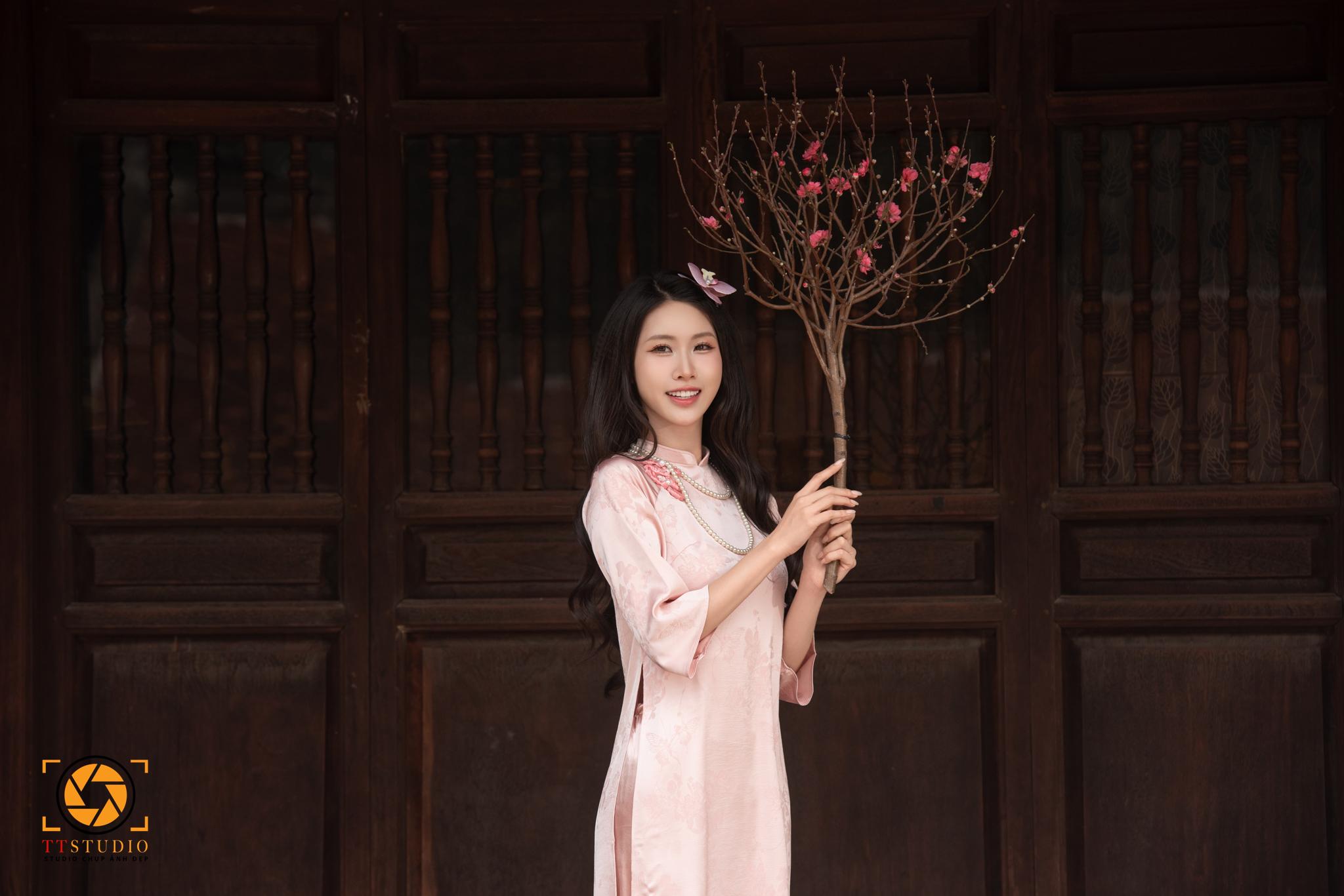 Kinh nghiệm du xuân và chụp ảnh Tết Văn Miếu - Quốc Tử Giám