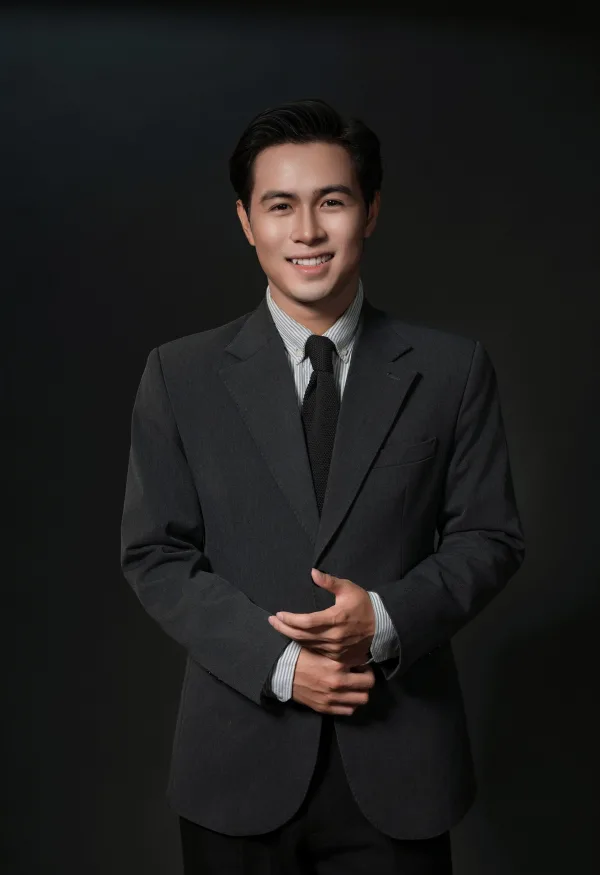Ảnh Profile Trong Studio