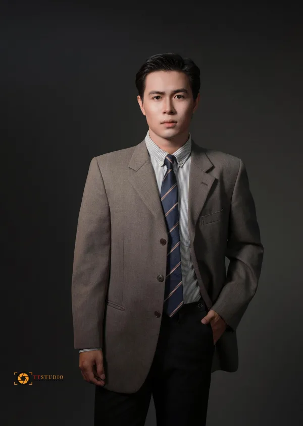 Ảnh chân dung nam
