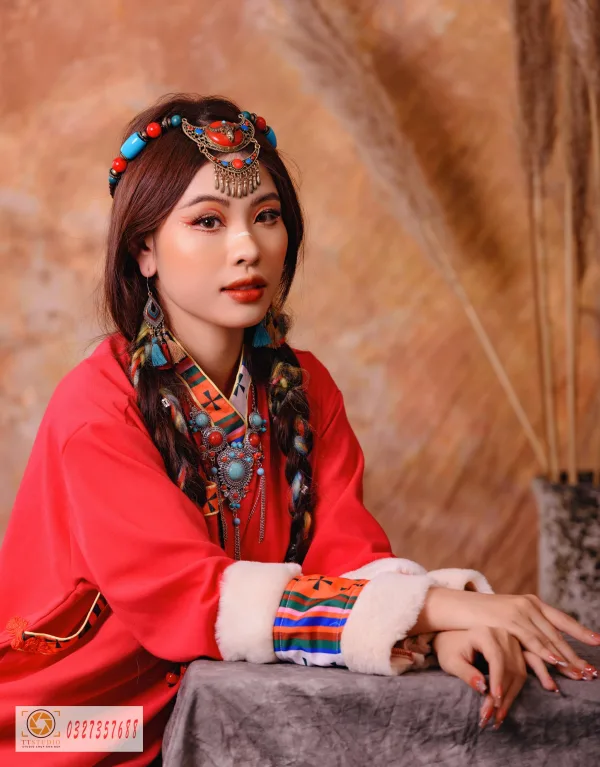 Concept mông cổ studio