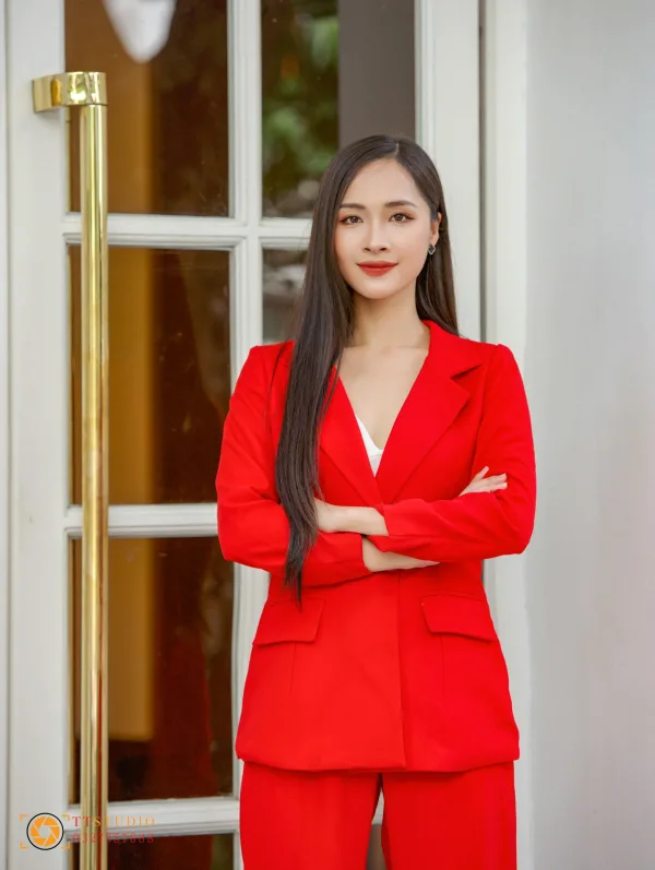 Thời trang doanh nhân nữ