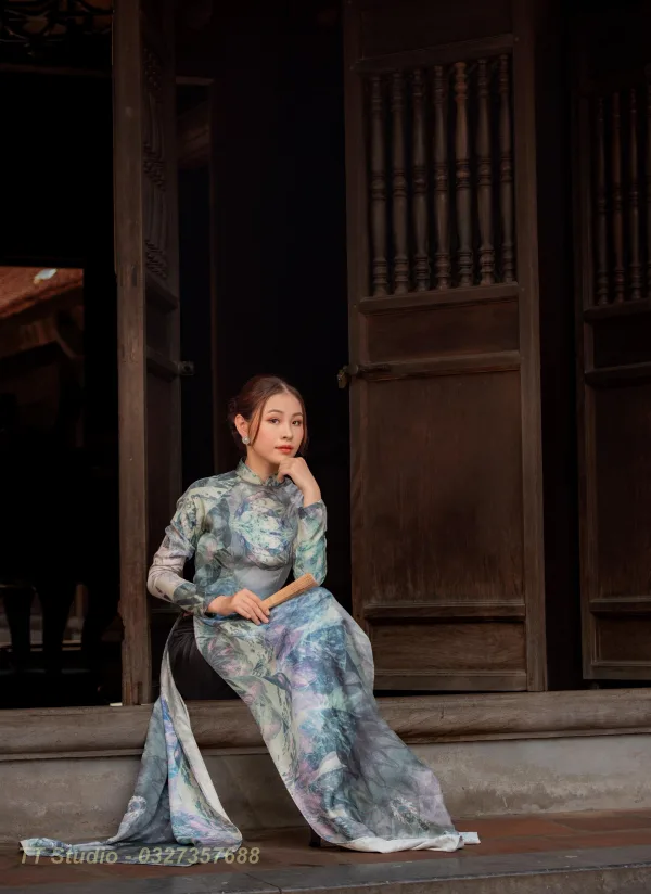 Ảnh áo dài Quốc Tử Giám