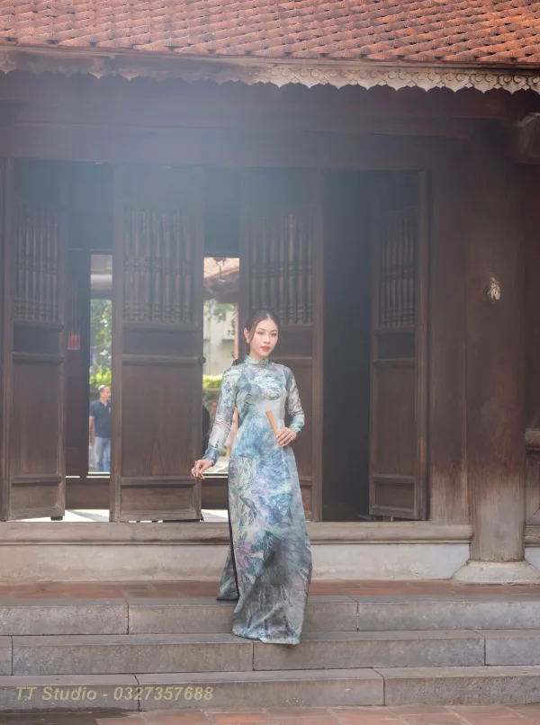Ảnh áo dài Quốc Tử Giám
