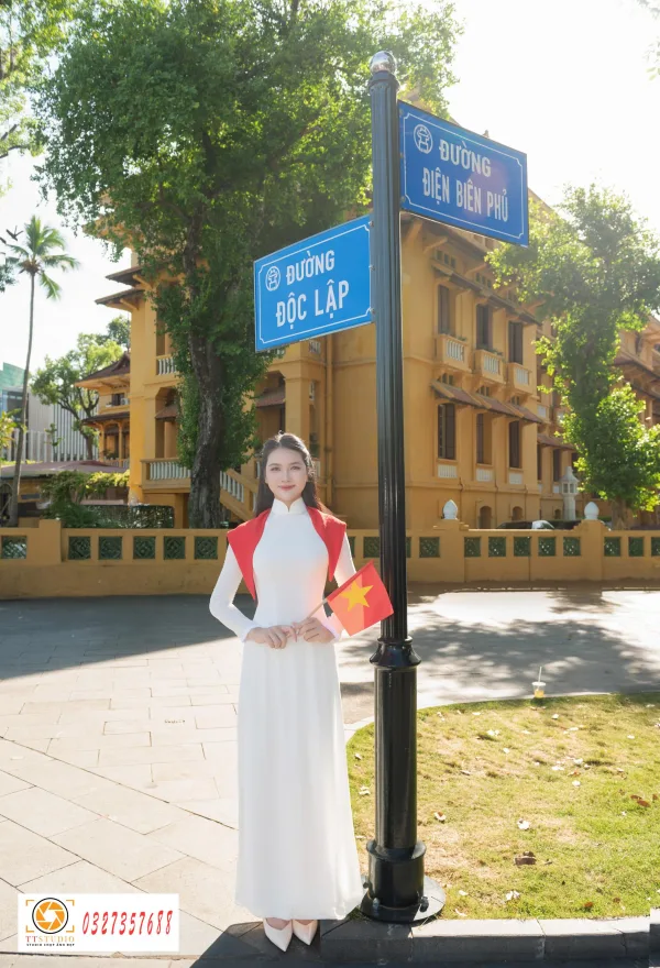 Ảnh áo dài trụ sở bộ ngoại giao