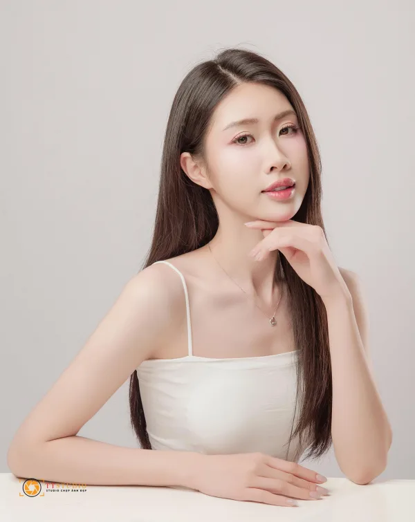 Ảnh Beauty Trong Trẻo Studio