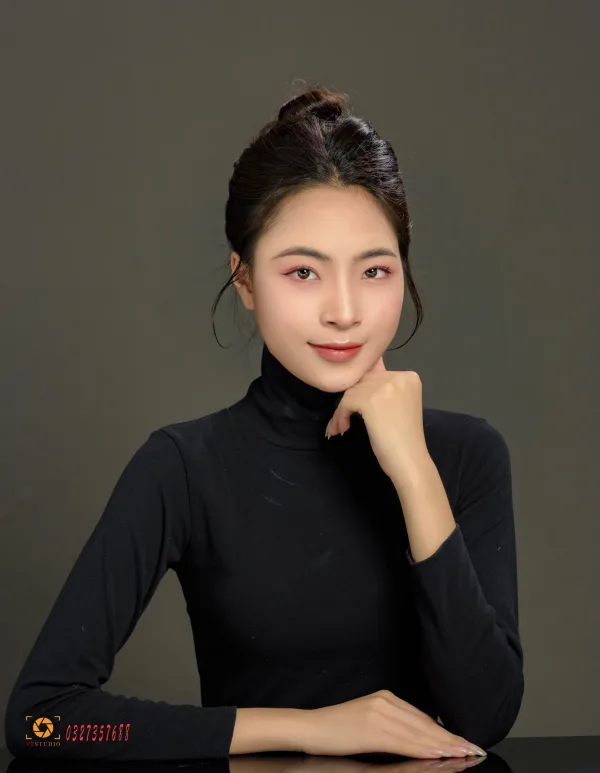 Anh chân dung studio