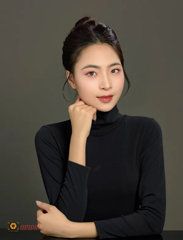 Anh chân dung studio
