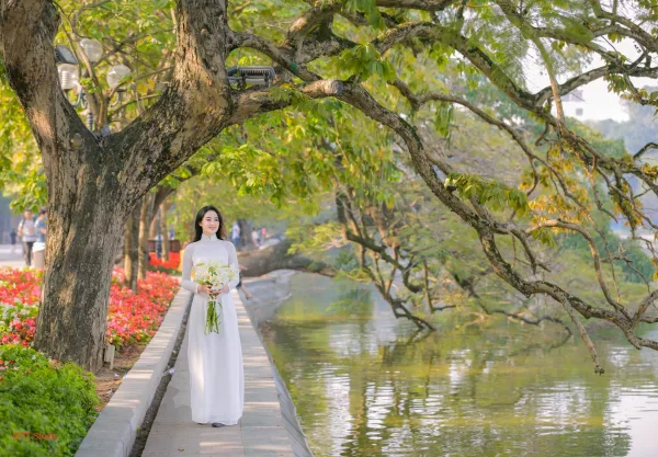 Ảnh chụp ở Hồ Gươm