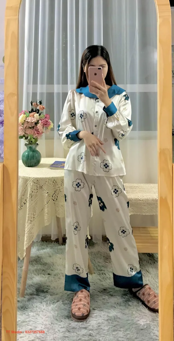 Ảnh chụp trước gương