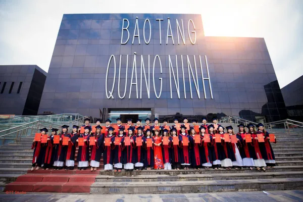 Ảnh kỷ yếu
