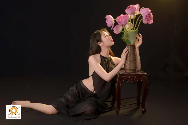 Ảnh sen Trong Studio