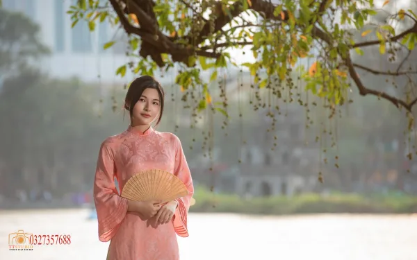 ảnh áo dài tết hồ gươm