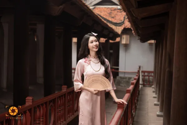 chụp ảnh áo dài Tết Văn Miếu - Quốc Tử Giám