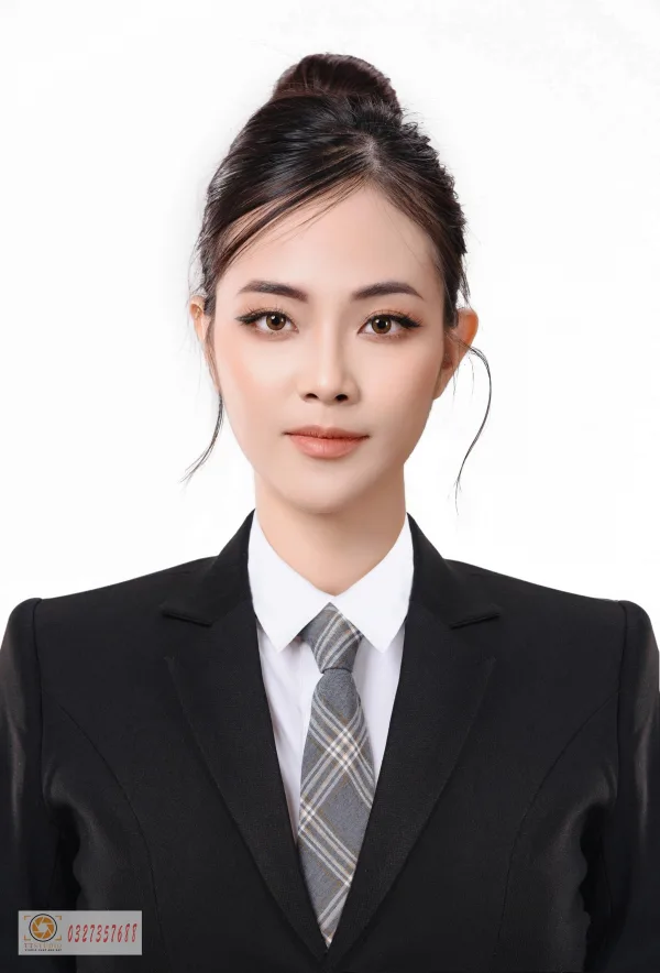 Ảnh thẻ nữ