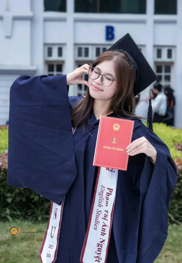 ảnh tốt nghiệp đại học