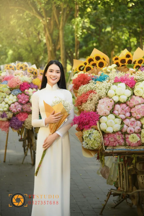 Ảnh xe hoa mùa thu Hà Nội