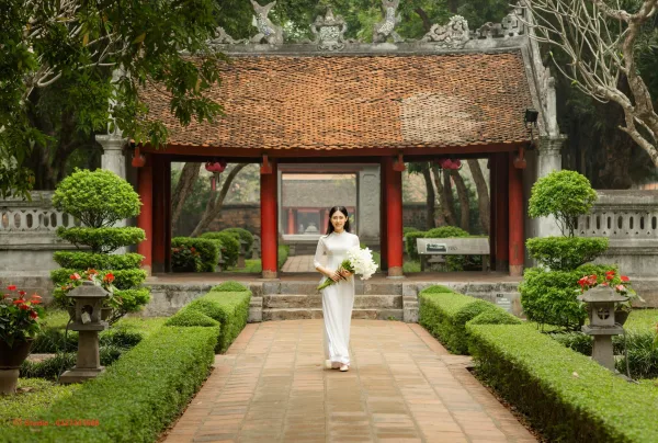 Ảnh áo dài ở văn miếu