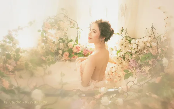 Ảnh bồn tắm theo Concept nàng thơ