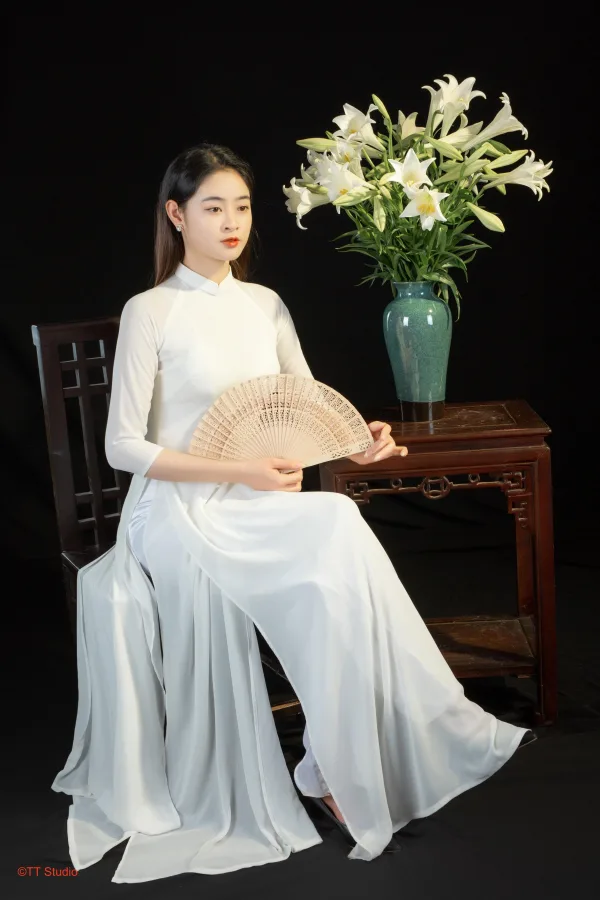 Hoa loa kèn trong studio