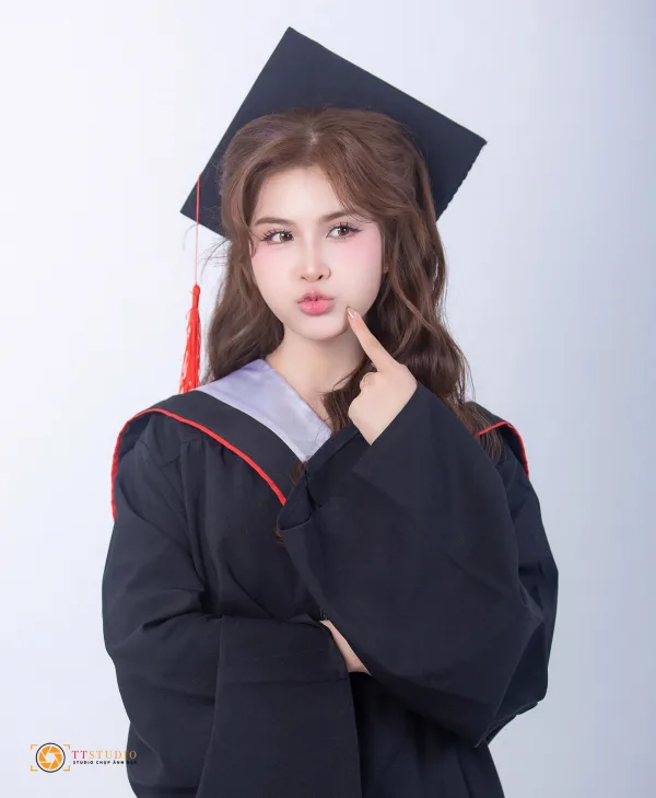makeup kỷ yếu