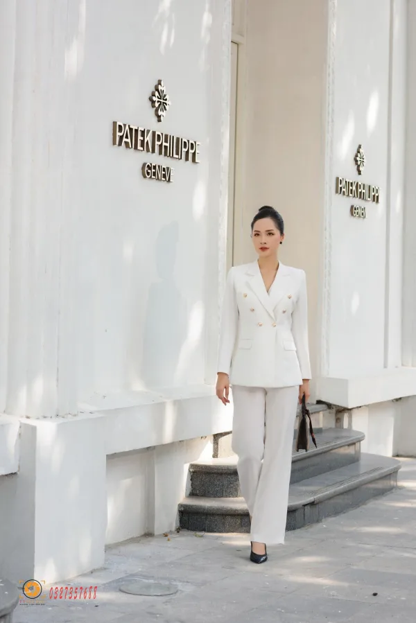 Phong cách nữ doanh nhân trẻ