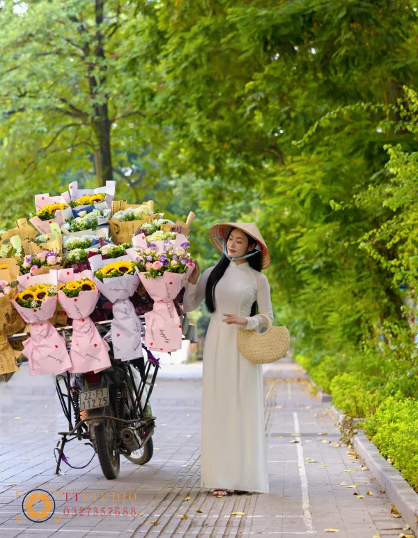 Xe hoa đường Hoàng Diệu