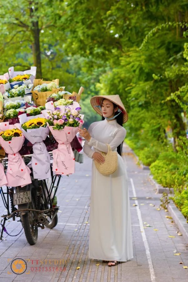 Xe hoa đường Hoàng Diệu