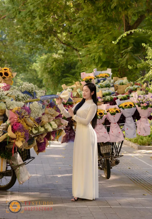 Xe hoa đường Hoàng Diệu