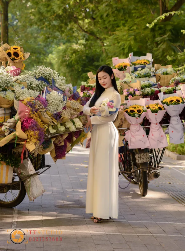 Xe hoa đường Hoàng Diệu