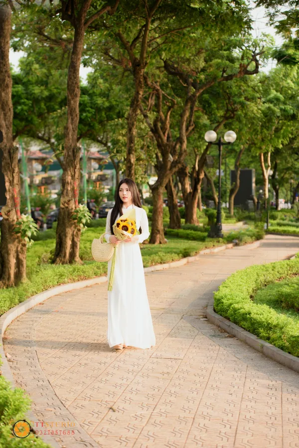Xe hoa mùa thu Hà Nội
